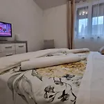 Nova Apartment *