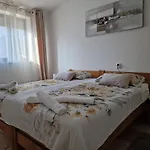 Apartment Nova *