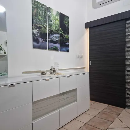 Apartment Paradise Pula