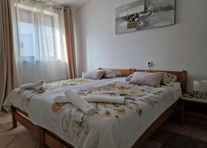 Apartman Nova *